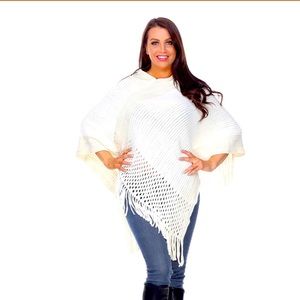 NWT Knitted Ponchos, size: OS